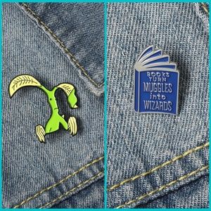 Harry Potter Fantastic Beasts Pin Set